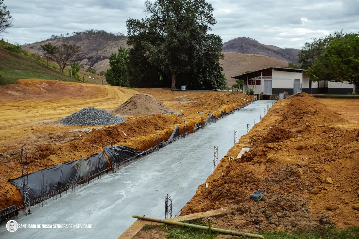 Obra de melhoria em andamento no Santuário