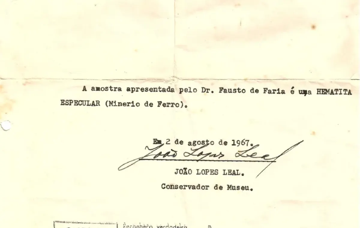 Documento do Ministério das Minas e Energia sobre a amostra mineral